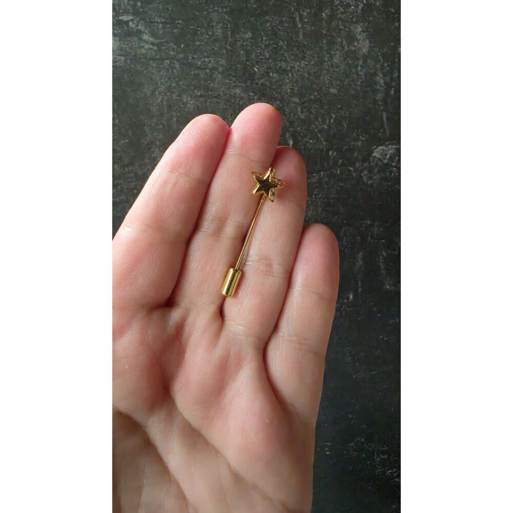 Star Shaped Gold Tone Metal Stick Pin Vintage Costume Jewelry